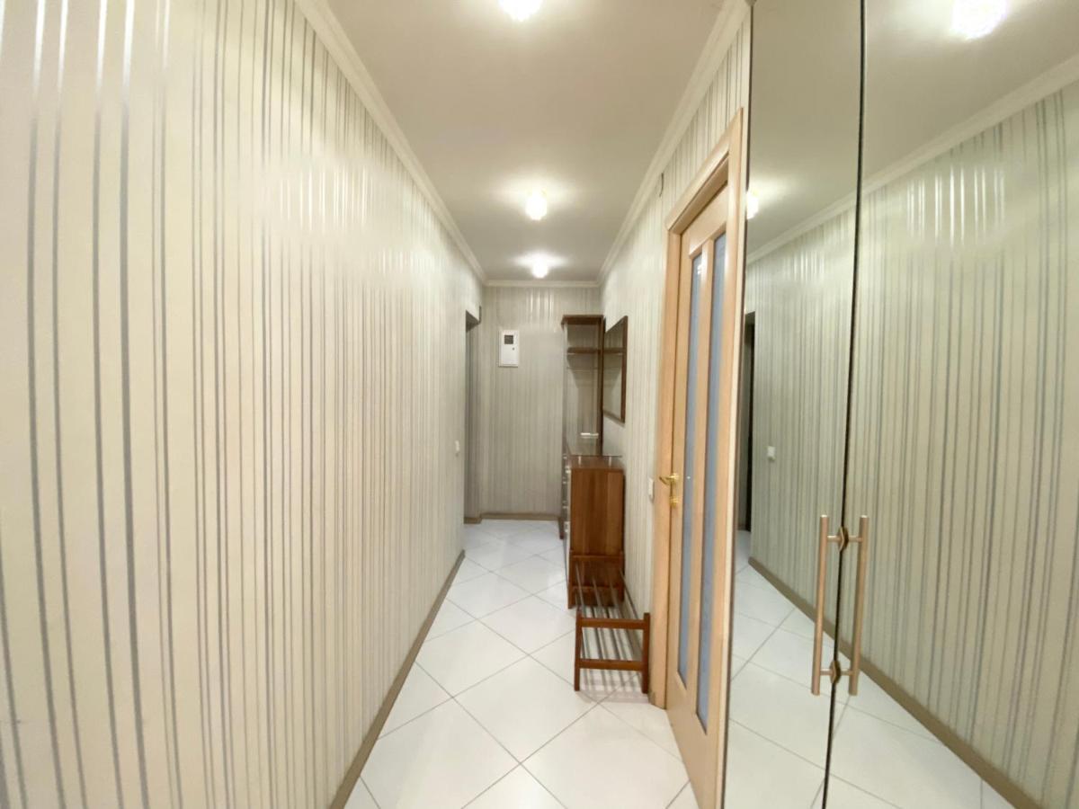 Beautiful 1-Bedroom Near Most City Center Dnipro Eksteriør billede
