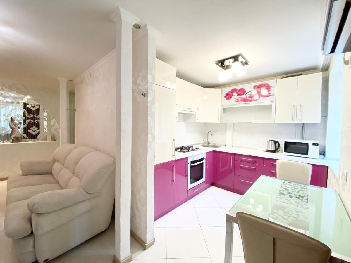 Beautiful 1-Bedroom Near Most City Center Dnipro Eksteriør billede