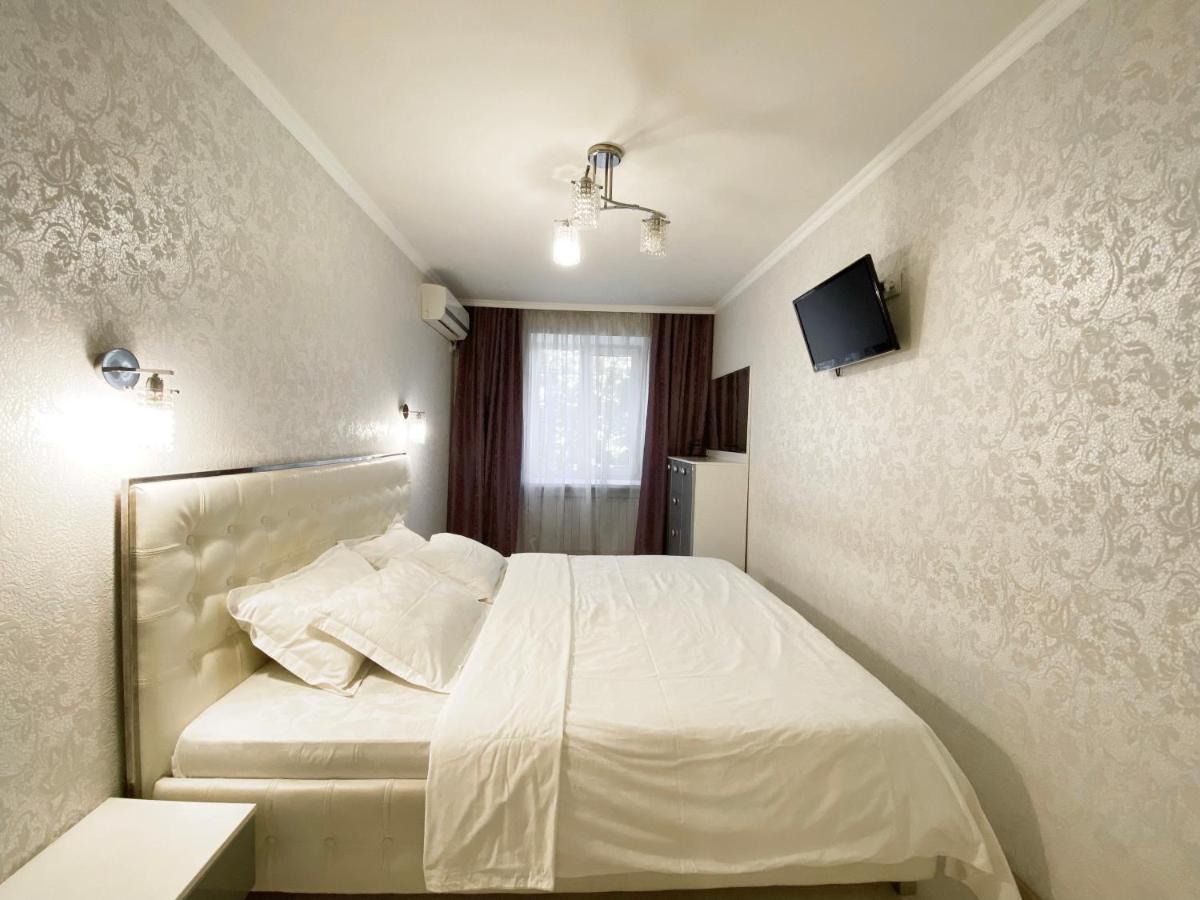 Beautiful 1-Bedroom Near Most City Center Dnipro Eksteriør billede